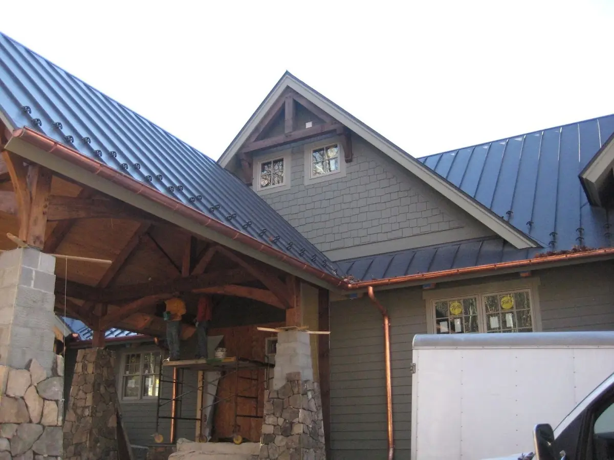 Craftsman Roofing team delivering quality roofing work in Houck Meadows